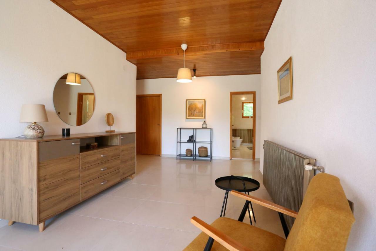 House Pauline Apartment ลาบิน ภายนอก รูปภาพ